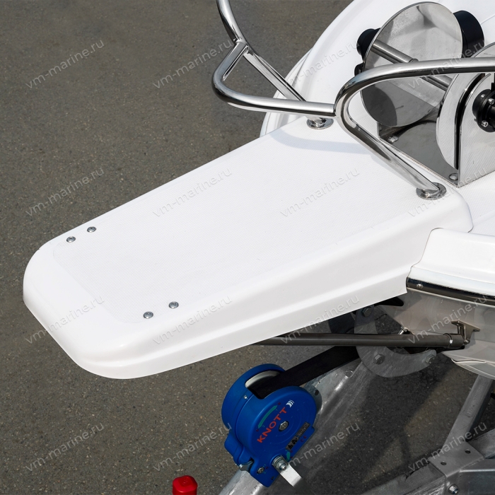 Бушприт - Бриз-17