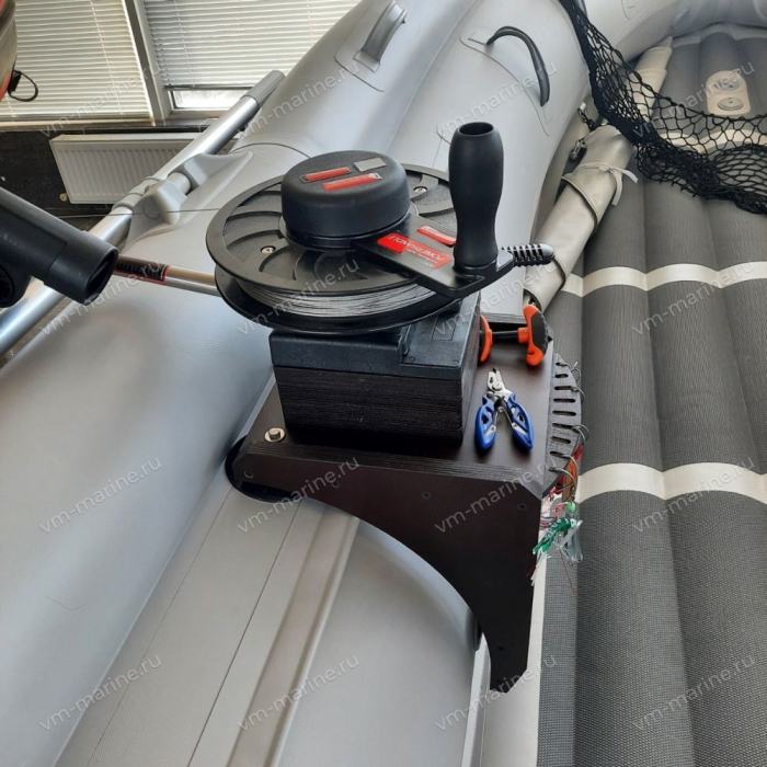 Платформа-столик для даунриггера для ПВХ лодки с фальшбортом EM-PDR-SF