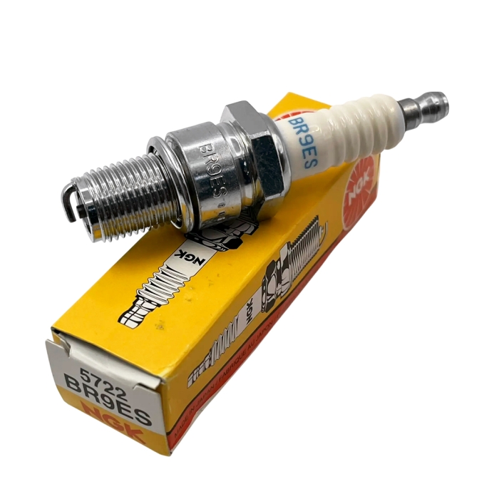 Свеча зажигания (в т.ч. для VK540) 5722 (BR9ES)